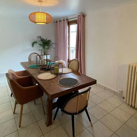 Appartement  La vie est belle  au cœur de Sézanne Extérieur photo